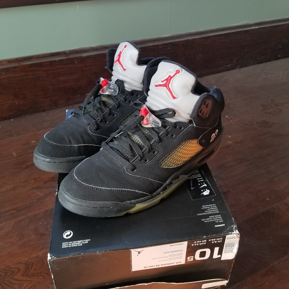 Jordan retro 5 "black metallics" from 06
